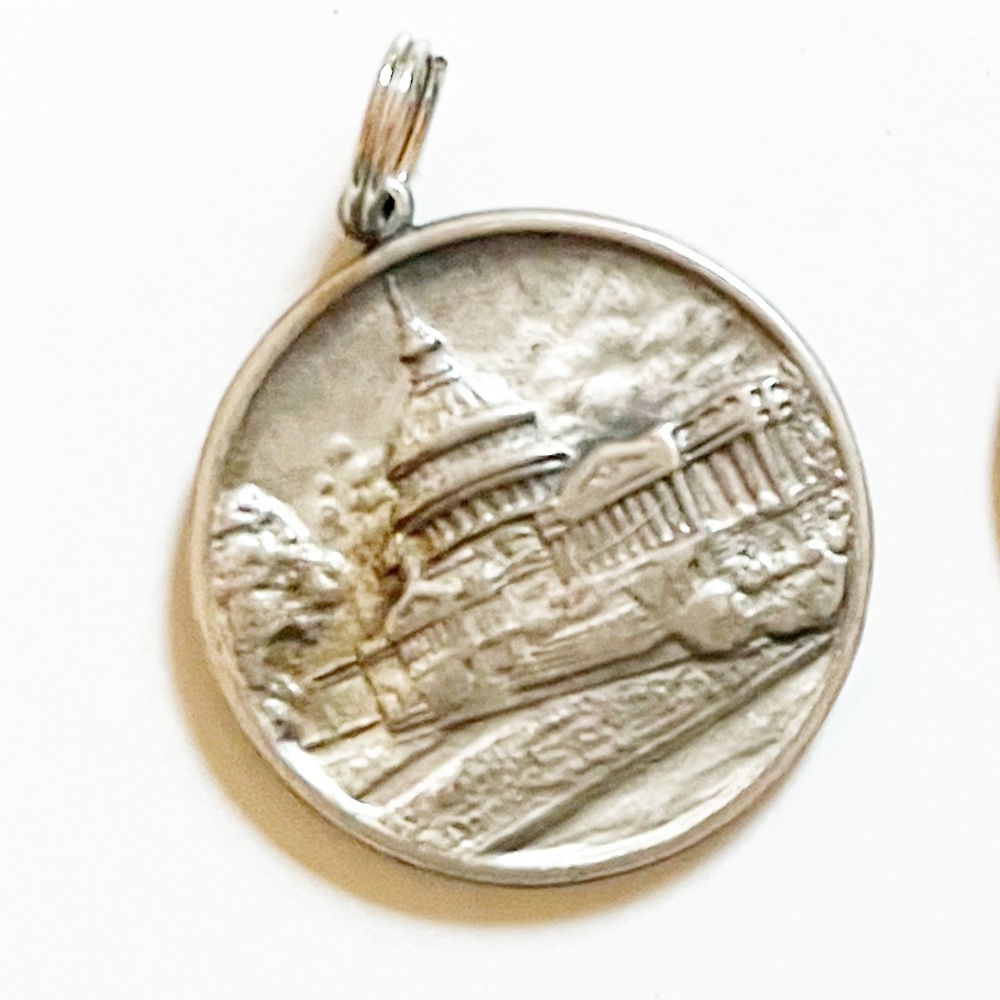 925 STERLING SILVER Vintage Artcraft Pendant